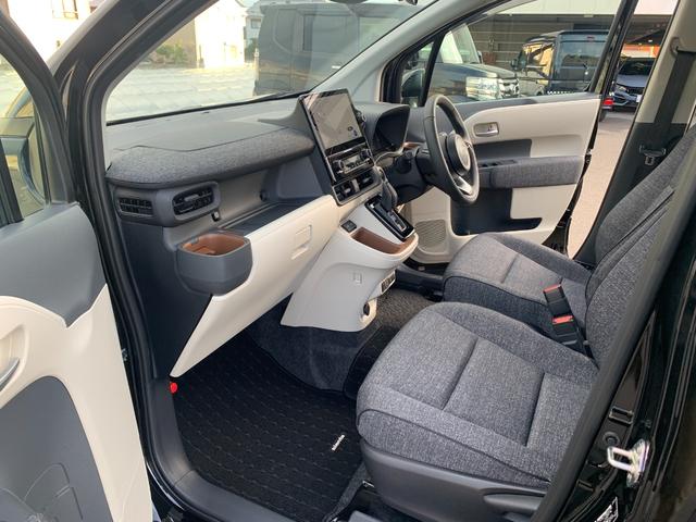 シエンタ ハイブリッドＺ　１０．５インチ純正ナビ（ＢＴ／ＦＭ／ＡＭ／ＴＶ）バックカメラ　全方位カメラ　ブラインドスポット　ビルトインＥＴＣ　前席シートヒーター　前後ドラレコ　ステアリングヒーター　モデリスタエアロ（Ｆ／Ｓ／Ｒ）（31枚目）