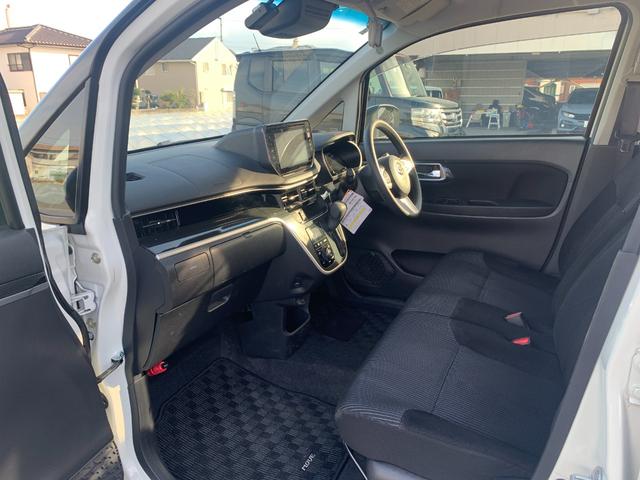 �f�ڂ���Ă���摜�����ł͂킩��Ȃ����Ƃ����邩�Ǝv���܂����A�C���ӏ��E�L�Y�E�����E���̑��s���_�͋C�y�ɕ����Ă��������ˁi���O�|�O���j