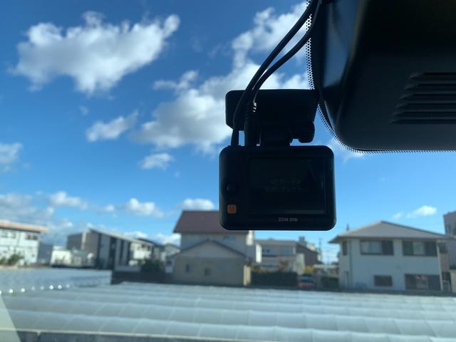 �f�ڂ���Ă���摜�����ł͂킩��Ȃ����Ƃ����邩�Ǝv���܂����A�C���ӏ��E�L�Y�E�����E���̑��s���_�͋C�y�ɕ����Ă��������ˁi���O�|�O���j