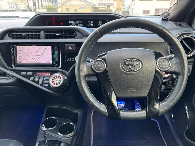 �ЊO�A���~�z�C�[���⃍�[�_�E���T�X�E�ԍ����E�v���V�[�g�J�o�[�E�k�d�c�w�b�h���C�g�E�G�A���p�[�c�E�i�r�E�o�b�N�J�����E�d�s�b�ȂǎЊO�p�[�c���̔��E���t���\�ł��B���񂲑��k���������I