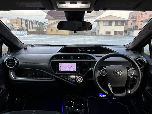 �f�ڂ���Ă���摜�����ł͂킩��Ȃ����Ƃ����邩�Ǝv���܂����A�C���ӏ��E�L�Y�E�����E���̑��s���_�͋C�y�ɕ����Ă��������ˁi���O�|�O���j