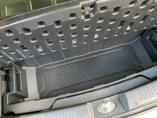 �f�ڂ���Ă���摜�����ł͂킩��Ȃ����Ƃ����邩�Ǝv���܂����A�C���ӏ��E�L�Y�E�����E���̑��s���_�͋C�y�ɕ����Ă��������ˁi���O�|�O���j