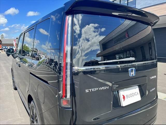 e:HEVスパーダ ホンダセンシング 両電スラ ホンダセンシング 両電スラ Pバックドア LEDヘッドライト ブラインドスポットインフォメーション 純正AW 全列USBチャージャー シ^トバックテーブル 登録済未使用車(34枚目)
