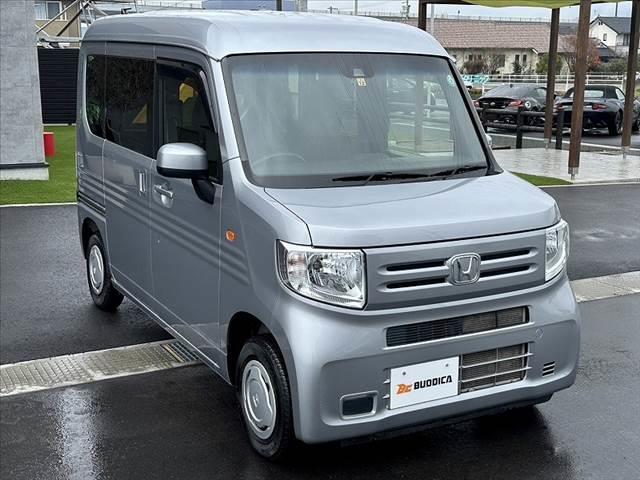 Ｌ・ホンダセンシング　ホンダセンシング　ＥＴＣ　キーレス　電格ミラー　クルコン　車線逸脱防止　横滑り防止　衝突軽減ブレーキ　ヘッドライトレベライザー　ラジオ　アームレスト　マットバイザー　ＳＲＳエアバッグ　ＵＳＢ(5枚目)