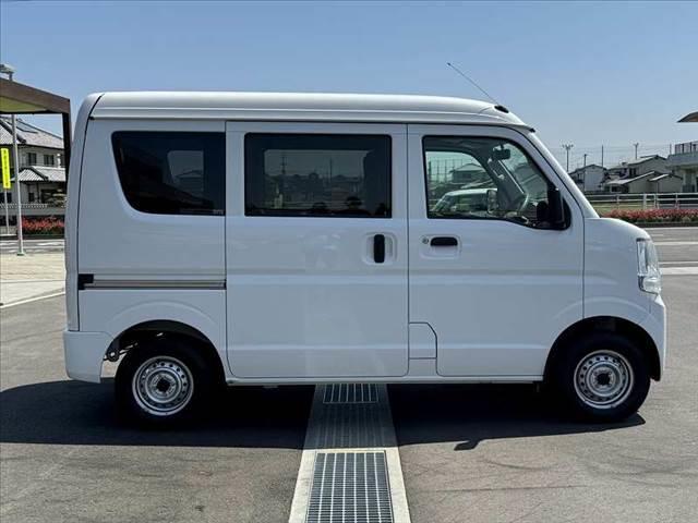 日産 ＮＶ１００クリッパーバン