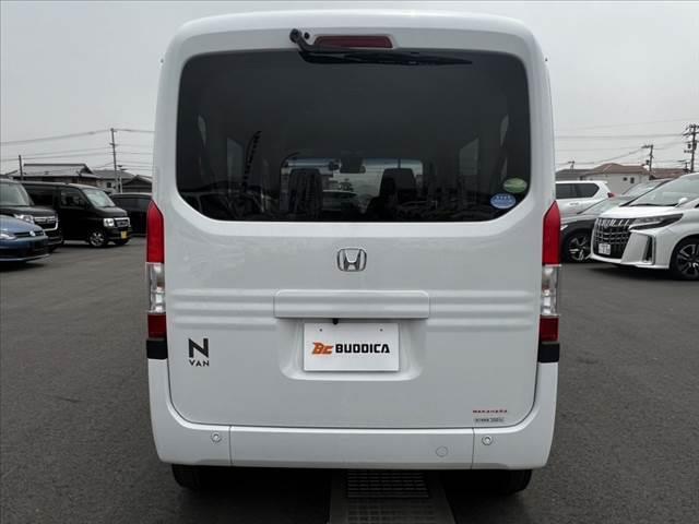 Ｎ－ＶＡＮ 　ホンダセンシング　Ｂモニ　キーレス　ラジオ　ＡＡＣ　ドラレコ　レーダークルーズ　電格ミラー　車線逸脱警報　Ｒワイパー　レベライザー　横滑り防止　ＵＳＢソケット　Ａソケット　ＵＶカットガラス　マット（13枚目）