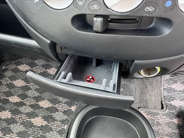 ミラジーノ プレミアムＬ　車検整備付　社外ＳＤナビ　地デジ　ＤＶＤ再生　ＥＴＣ　ＭＯＭＯ製ウッドコンビハンドル　電格ミラー　キーレス　レザー調シートカバー　ＬＥＤヘッド　フォグライト　Ｐガラス　社外１４ＡＷ　マットバイザー（26枚目）