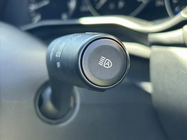 ＭＡＺＤＡ３ファストバック ２０Ｓプロアクティブ　全方位モニター　ナビ　フルセグ　ＤＶＤ再生　ＢＴ　スマートブレーキサポート　レーダークルコン　ＬＥＤオートライト　ヘッドアップディスプレイ　車線逸脱　パーキングセンサー　プッシュスタート（7枚目）