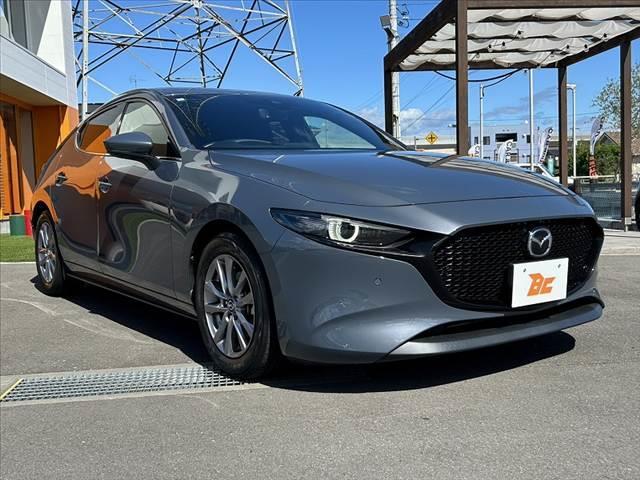 ＭＡＺＤＡ３ファストバック ２０Ｓプロアクティブ　全方位モニター　ナビ　フルセグ　ＤＶＤ再生　ＢＴ　スマートブレーキサポート　レーダークルコン　ＬＥＤオートライト　ヘッドアップディスプレイ　車線逸脱　パーキングセンサー　プッシュスタート（8枚目）