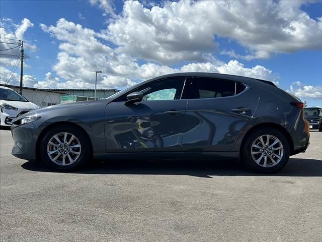 ＭＡＺＤＡ３ファストバック ２０Ｓプロアクティブ　全方位モニター　ナビ　フルセグ　ＤＶＤ再生　ＢＴ　スマートブレーキサポート　レーダークルコン　ＬＥＤオートライト　ヘッドアップディスプレイ　車線逸脱　パーキングセンサー　プッシュスタート（11枚目）