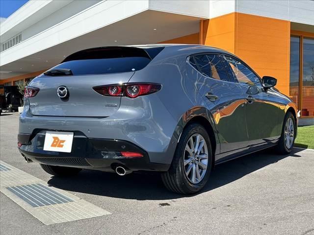 ＭＡＺＤＡ３ファストバック ２０Ｓプロアクティブ　全方位モニター　ナビ　フルセグ　ＤＶＤ再生　ＢＴ　スマートブレーキサポート　レーダークルコン　ＬＥＤオートライト　ヘッドアップディスプレイ　車線逸脱　パーキングセンサー　プッシュスタート（15枚目）