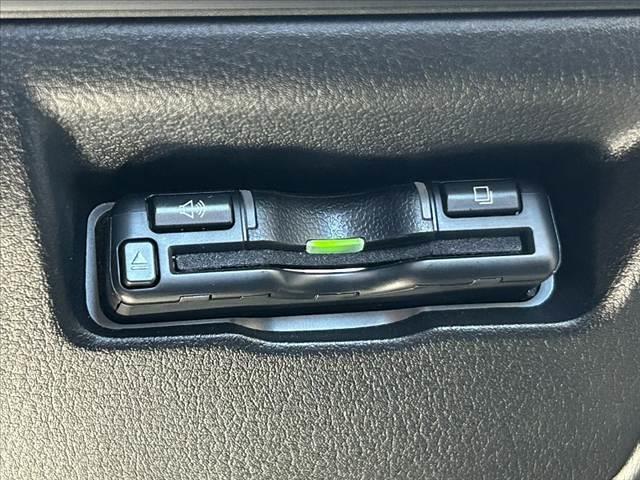 ＭＡＺＤＡ３ファストバック ２０Ｓプロアクティブ　全方位モニター　ナビ　フルセグ　ＤＶＤ再生　ＢＴ　スマートブレーキサポート　レーダークルコン　ＬＥＤオートライト　ヘッドアップディスプレイ　車線逸脱　パーキングセンサー　プッシュスタート（27枚目）