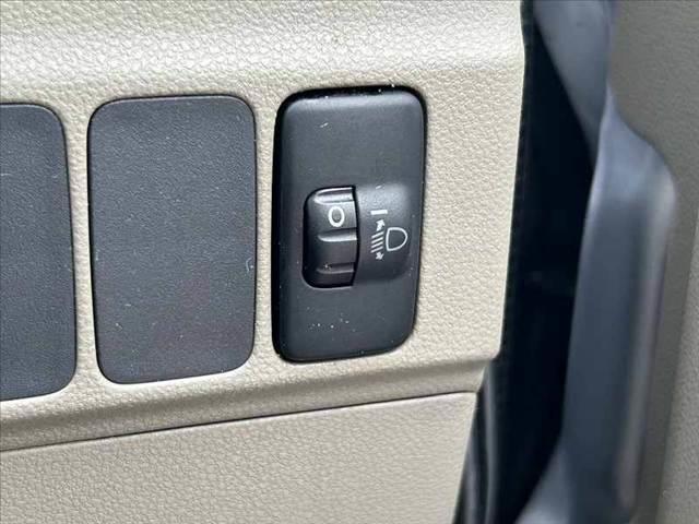 アトレーワゴン カスタムターボＲ　中期　禁煙車　両側スライド　純正ＣＤオーディオ　スマートミラー型ＦＲドラレコ　電格ミラー　キーレス　スペアキー　アームレスト　プライバシーガラス　マットバイザー（6枚目）