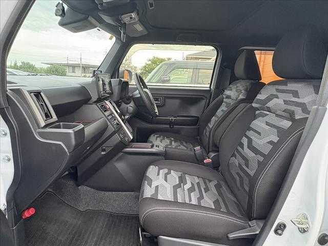 納車整備ついても第三者機関の指定工場で分解記録（法定整備）を実施し、車検を基準に不具合箇所、消耗部品は改善して納車させていただきます。