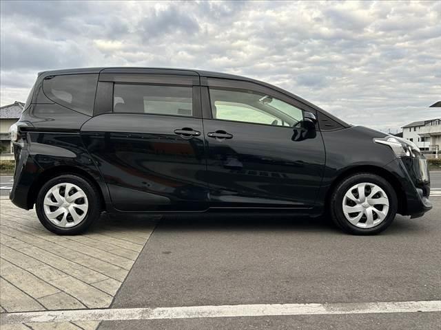 シエンタ Ｇ　禁煙車　車検整備付　両側電動スライドドア　社外ＳＤナビ　フルセグ　ＤＶＤ　ＢＴ　Ｂモニター　前後ドラレコ　ビルトインＥＴＣ　スマートキー２ケ　Ｐスタート　オートエアコン　電格ミラー　ミラーウィンカー（12枚目）