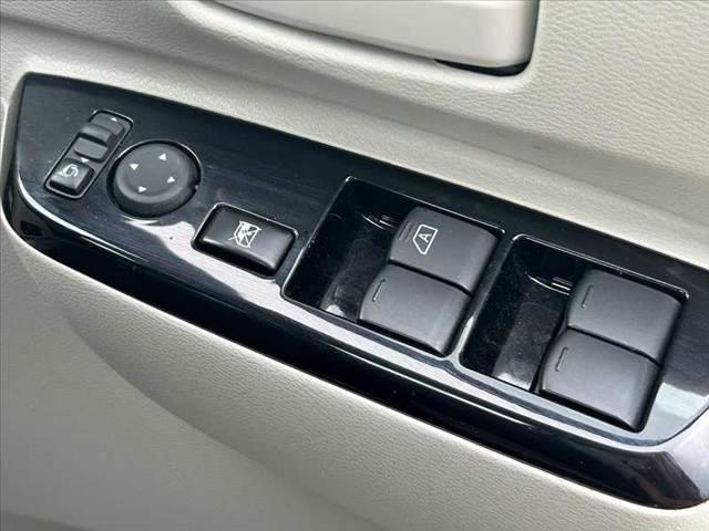 ルークス X 禁煙車 車検整備付 エマブレ アラビュー 電スラ スマートキーX2 社外SDナビ DVD再生 ドラレコ ETC Aストップ オートライト Pガラス チルトステア シートリフター 電格ミラー(27枚目)