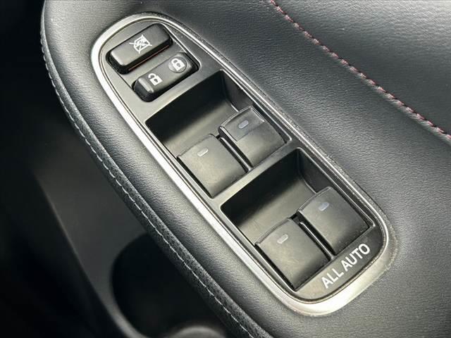 クラウンハイブリッド アスリートS 後期 禁煙車 ムーンルーフ プリクラ レーダークルーズ 黒革シート Pシート シートヒータークーラー 純正ナビ フルセグ BT DVD Bカメラ スマートキー FRドラレコ ETC オートLED OP(27枚目)