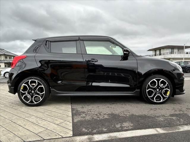 ナビゲーションやETCなどのパーツ取り付けのお見積りもお気軽にご相談ください。