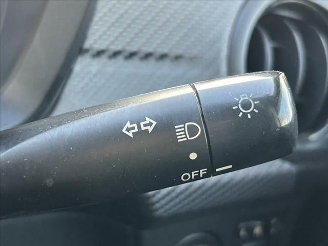 カローラフィールダー １．５Ｘ　禁煙車　車検整備付　アイドリングストップ　ＡＡＣ　純正ＳＤナビ　地デジ　Ｂｌｕｅｔｏｏｔｈ　Ｂカメラ　キーレス　ＥＴＣ　ドラレコ　電格ミラーウインカー　チルトステア　シートリフター（25枚目）