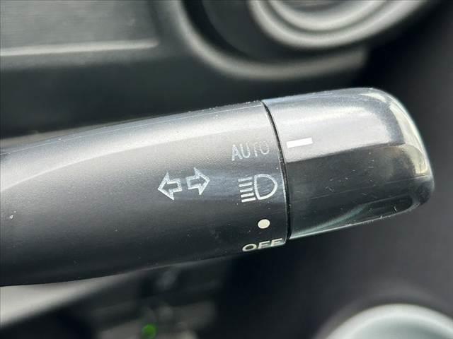 アクア Ｓ　禁煙車　スマートキーＸ２　ＯＰ１６インチＡＷ　大型リアスポ　社外ＳＤナビ　フルセグ　ＢＴ　ＤＶＤ　Ｂカメラ　オートライト　チルトステア　シートリフターＰガラス　ＥＴＣ　電格ウインカーミラー　マット（25枚目）