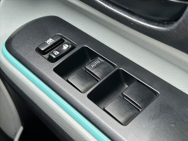 アクア Ｓ　禁煙車　スマートキーＸ２　ＯＰ１６インチＡＷ　大型リアスポ　社外ＳＤナビ　フルセグ　ＢＴ　ＤＶＤ　Ｂカメラ　オートライト　チルトステア　シートリフターＰガラス　ＥＴＣ　電格ウインカーミラー　マット（28枚目）