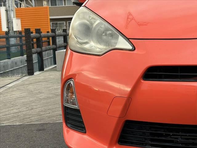 アクア Ｓ　禁煙車　スマートキーＸ２　ＯＰ１６インチＡＷ　大型リアスポ　社外ＳＤナビ　フルセグ　ＢＴ　ＤＶＤ　Ｂカメラ　オートライト　チルトステア　シートリフターＰガラス　ＥＴＣ　電格ウインカーミラー　マット（34枚目）