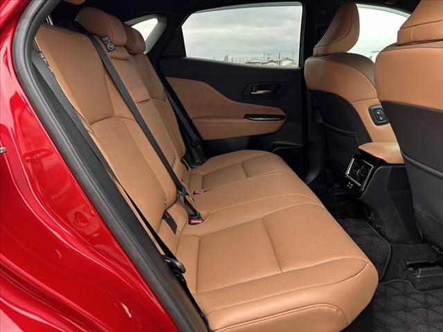 クラウンスポーツ Z 禁煙 パノラマルーフ セーフティS トヨタチームメイト BSM レーダークルコン パノラマビュー 前後ドラレコ 12.3インチディスプレイ ナビ フルセグ BT LED メモリ付きブラウン革シート(19枚目)