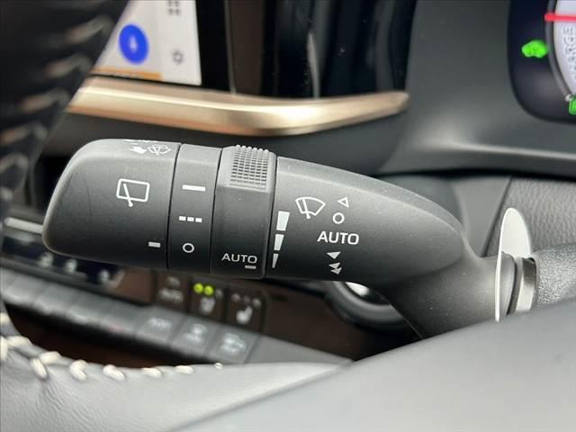 クラウンスポーツ Z 禁煙 パノラマルーフ セーフティS トヨタチームメイト BSM レーダークルコン パノラマビュー 前後ドラレコ 12.3インチディスプレイ ナビ フルセグ BT LED メモリ付きブラウン革シート(29枚目)