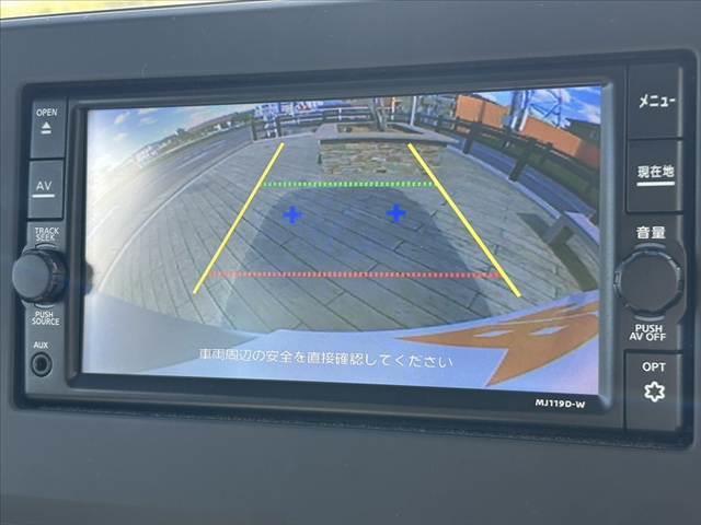 ルークス Ｓ　禁煙車　エマブレ　オートハイビーム　純正メモリナビ　地デジ　ＢＴ　Ｂカメラ　キーレス　オートライト　Ａストップ　チルトステア　シートリフター　電格ミラー　ＥＴＣ　Ｐガラス　ベンチシート　アームレスト（4枚目）