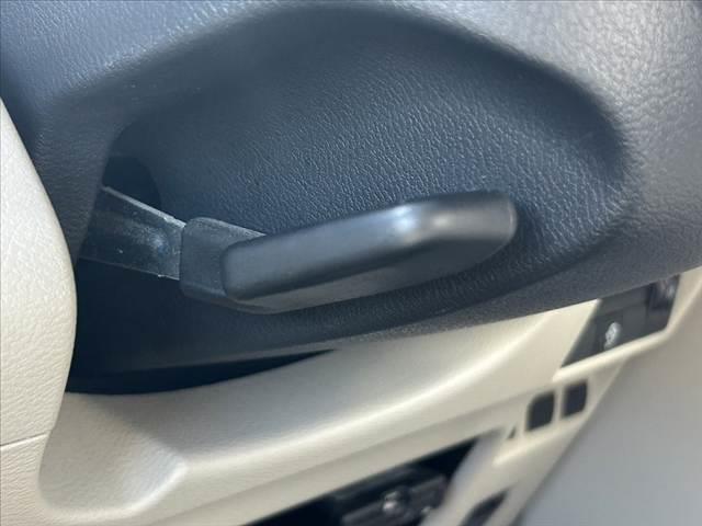 ルークス Ｓ　禁煙車　エマブレ　オートハイビーム　純正メモリナビ　地デジ　ＢＴ　Ｂカメラ　キーレス　オートライト　Ａストップ　チルトステア　シートリフター　電格ミラー　ＥＴＣ　Ｐガラス　ベンチシート　アームレスト（28枚目）