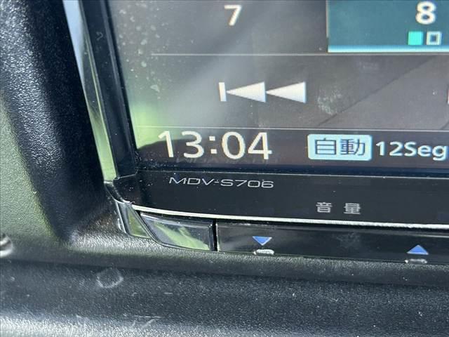 ランドクルーザー７０ ＬＸ　４ＷＤ　リフトアップ　社外ハンドル　社外ＳＤナビ　フルセグ　Ｂｌｕｅｔｏｏｔｈ　ＥＴＣ　スペアキー　Ｒガラスフィルム施工　ルーフキャリア　フロアマット　ドアバイザー（21枚目）