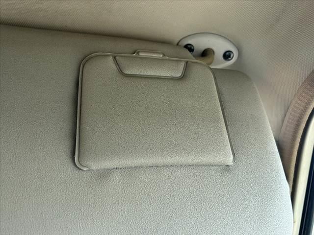 ランドクルーザー７０ ＬＸ　４ＷＤ　リフトアップ　社外ハンドル　社外ＳＤナビ　フルセグ　Ｂｌｕｅｔｏｏｔｈ　ＥＴＣ　スペアキー　Ｒガラスフィルム施工　ルーフキャリア　フロアマット　ドアバイザー（31枚目）