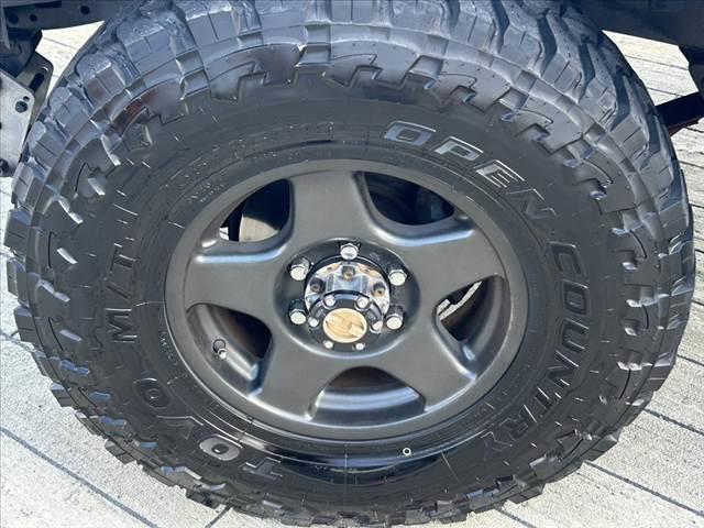 ランドクルーザー７０ ＬＸ　４ＷＤ　リフトアップ　社外ハンドル　社外ＳＤナビ　フルセグ　Ｂｌｕｅｔｏｏｔｈ　ＥＴＣ　スペアキー　Ｒガラスフィルム施工　ルーフキャリア　フロアマット　ドアバイザー（37枚目）