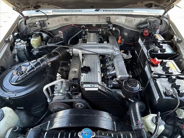 ランドクルーザー７０ ＬＸ　４ＷＤ　リフトアップ　社外ハンドル　社外ＳＤナビ　フルセグ　Ｂｌｕｅｔｏｏｔｈ　ＥＴＣ　スペアキー　Ｒガラスフィルム施工　ルーフキャリア　フロアマット　ドアバイザー（45枚目）