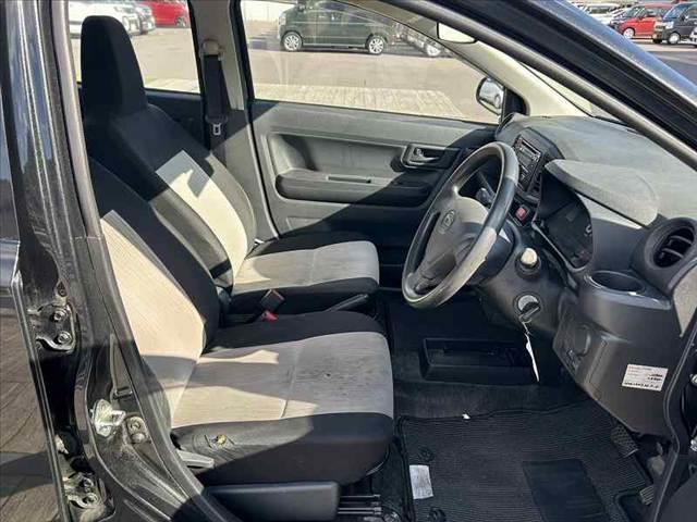 納車整備ついても第三者機関の指定工場で分解記録（法定整備）を実施し、車検を基準に不具合箇所、消耗部品は改善して納車させていただきます。