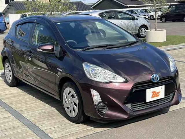 アクア G 中期 禁煙車 車検整備付 スマートキー セーフティセンスC クルコン Fシートヒーター オートライト 電格ウインカーミラー ステリモ Bカメラ 革巻きステア アームレスト チルトステア シートリフター(10枚目)