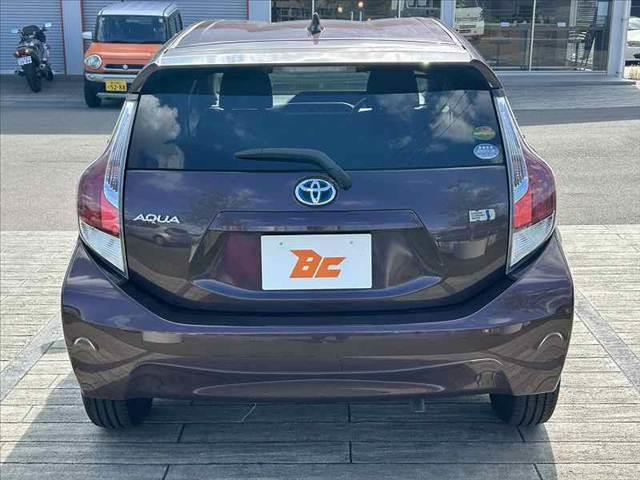 アクア G 中期 禁煙車 車検整備付 スマートキー セーフティセンスC クルコン Fシートヒーター オートライト 電格ウインカーミラー ステリモ Bカメラ 革巻きステア アームレスト チルトステア シートリフター(13枚目)