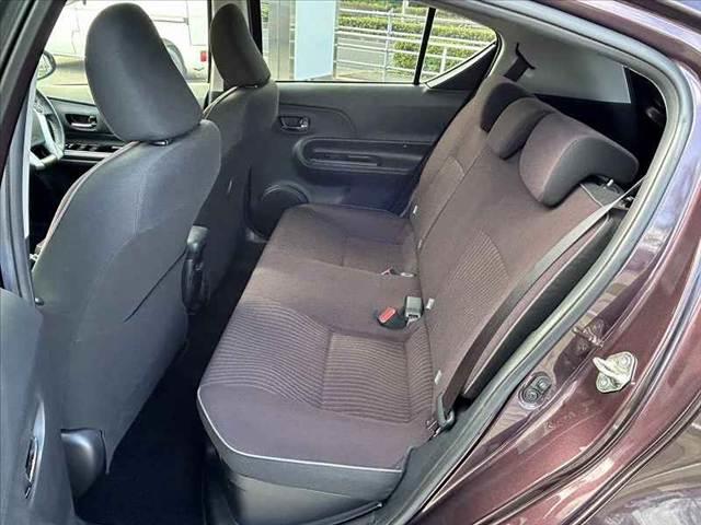 アクア G 中期 禁煙車 車検整備付 スマートキー セーフティセンスC クルコン Fシートヒーター オートライト 電格ウインカーミラー ステリモ Bカメラ 革巻きステア アームレスト チルトステア シートリフター(18枚目)