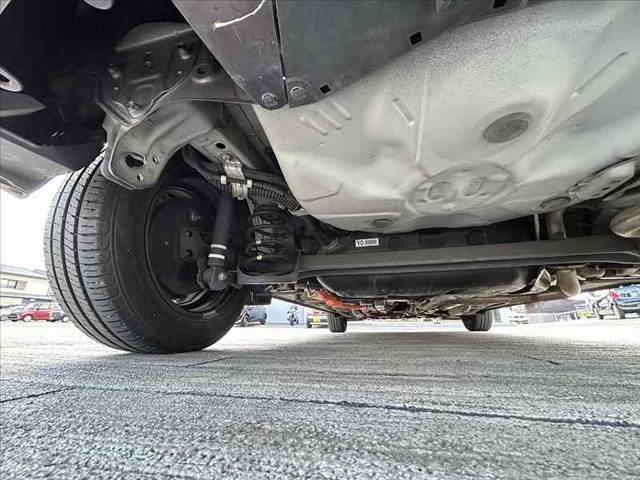 アクア G 中期 禁煙車 車検整備付 スマートキー セーフティセンスC クルコン Fシートヒーター オートライト 電格ウインカーミラー ステリモ Bカメラ 革巻きステア アームレスト チルトステア シートリフター(38枚目)