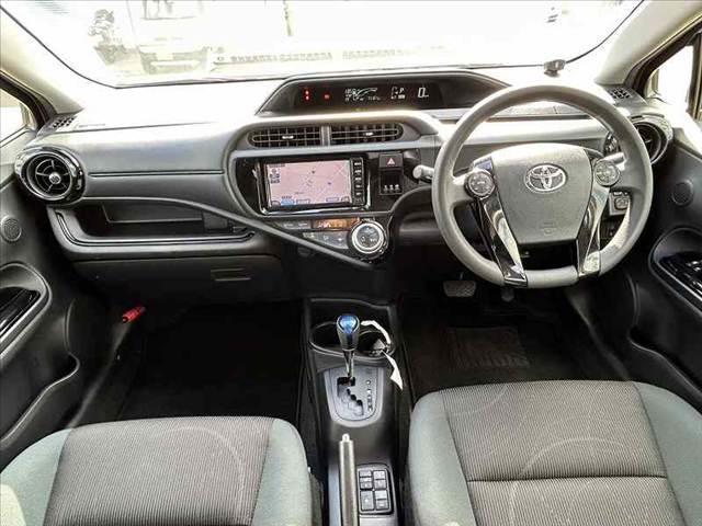 アクア Sスタイルブラック 禁煙車 車検整備付き 中期 セーフティセンスC Aハイビーム スマートキーX2 Fシートヒーター 純SDナビ 地デジ BT Bカメラ ステリモ オートライト ETC ドラレコ コーナーセンサー(2枚目)