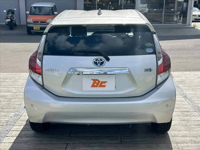 アクア Sスタイルブラック 禁煙車 車検整備付き 中期 セーフティセンスC Aハイビーム スマートキーX2 Fシートヒーター 純SDナビ 地デジ BT Bカメラ ステリモ オートライト ETC ドラレコ コーナーセンサー(13枚目)