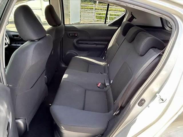 アクア Sスタイルブラック 禁煙車 車検整備付き 中期 セーフティセンスC Aハイビーム スマートキーX2 Fシートヒーター 純SDナビ 地デジ BT Bカメラ ステリモ オートライト ETC ドラレコ コーナーセンサー(18枚目)