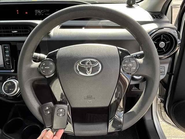 アクア Sスタイルブラック 禁煙車 車検整備付き 中期 セーフティセンスC Aハイビーム スマートキーX2 Fシートヒーター 純SDナビ 地デジ BT Bカメラ ステリモ オートライト ETC ドラレコ コーナーセンサー(21枚目)