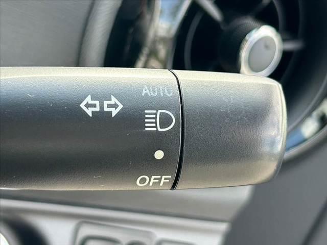 アクア Sスタイルブラック 禁煙車 車検整備付き 中期 セーフティセンスC Aハイビーム スマートキーX2 Fシートヒーター 純SDナビ 地デジ BT Bカメラ ステリモ オートライト ETC ドラレコ コーナーセンサー(26枚目)