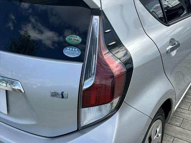 アクア Sスタイルブラック 禁煙車 車検整備付き 中期 セーフティセンスC Aハイビーム スマートキーX2 Fシートヒーター 純SDナビ 地デジ BT Bカメラ ステリモ オートライト ETC ドラレコ コーナーセンサー(35枚目)