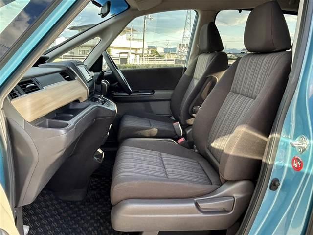 フリード Ｇ・ホンダセンシング　禁煙車　車検整備付　ホンダセンシング　Ａクルコン　両電　オートＬＥＤ　Ｒロール　フリップダウンＭ　純正ＳＤナビ　フルセグ　ＢＴ　ＤＶＤ　Ｂカメラ　スマートキー　ＥＴＣ　Ｐガラス　チルトステア（17枚目）