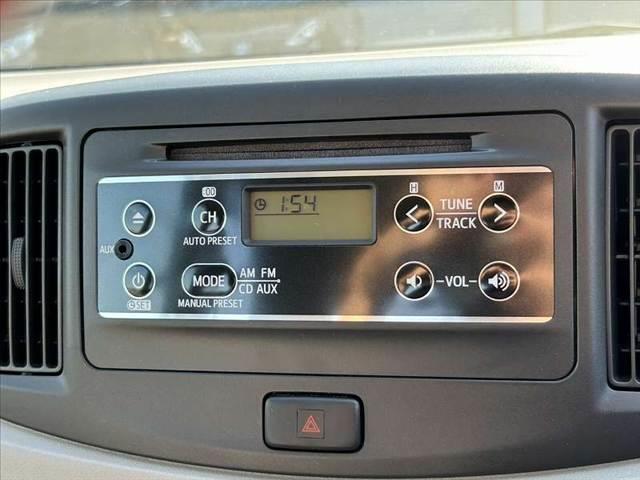 ミライース L SA 後期 禁煙車 車検整備付 スマートアシスト エコアイドル キーレス 純正CDオーディオ ヘッドライトレベライザー ACソケット 横滑り防止 WSRSエアB 純正セキュリティ フロアマット ドアバイザー(4枚目)