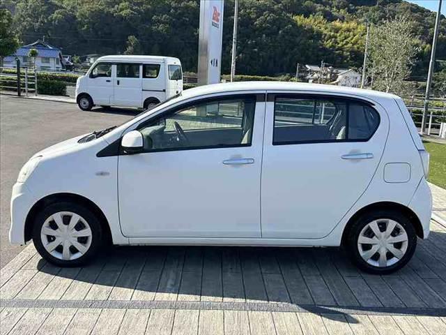 ミライース L SA 後期 禁煙車 車検整備付 スマートアシスト エコアイドル キーレス 純正CDオーディオ ヘッドライトレベライザー ACソケット 横滑り防止 WSRSエアB 純正セキュリティ フロアマット ドアバイザー(15枚目)