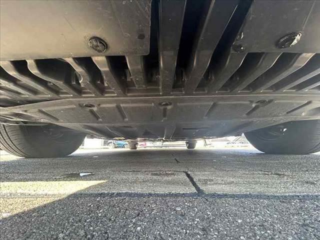 ノート S 後期 車検整備付 エマブレ アラビュー インテリルームミラー Aハイビーム オートライト スマートキー2ケ 社外CDオーディオ チルトステア シートリフター 電格ミラーウインカー ETC(41枚目)