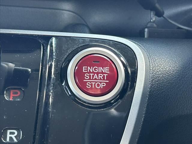 N-BOX G SSパッケージ 禁煙車 CTBA オートHID 両電スラ Fシートヒーター 純正SDナビ フルセグ BT DVD Bカメラ ステリモ スマートキーX2 電格ミラーウインカー チルトステア シートリフター 純正14AW(7枚目)